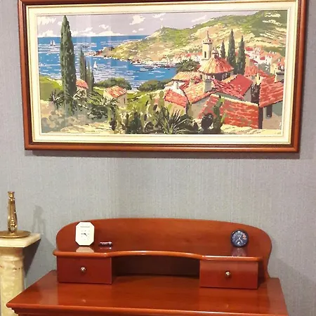Agreable Et Spacieux 2 Pieces, Avec Grande Terrasse