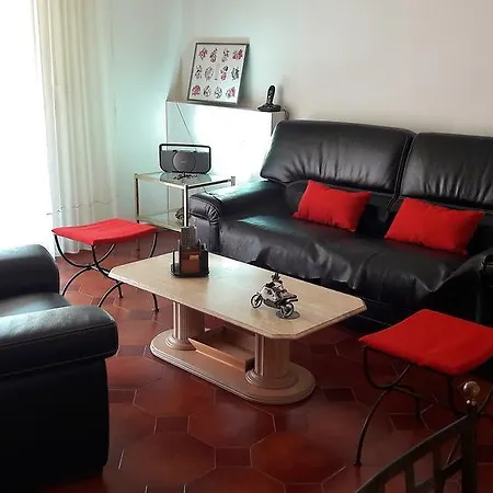 Agreable Et Spacieux 2 Pieces, Avec Grande Terrasse Apartment Menton